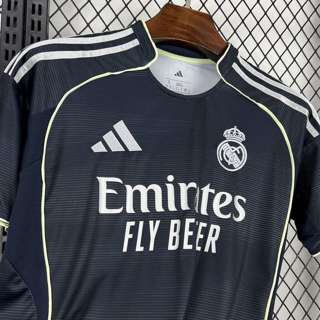 Maillot Real Madrid Extérieur 2025/2026