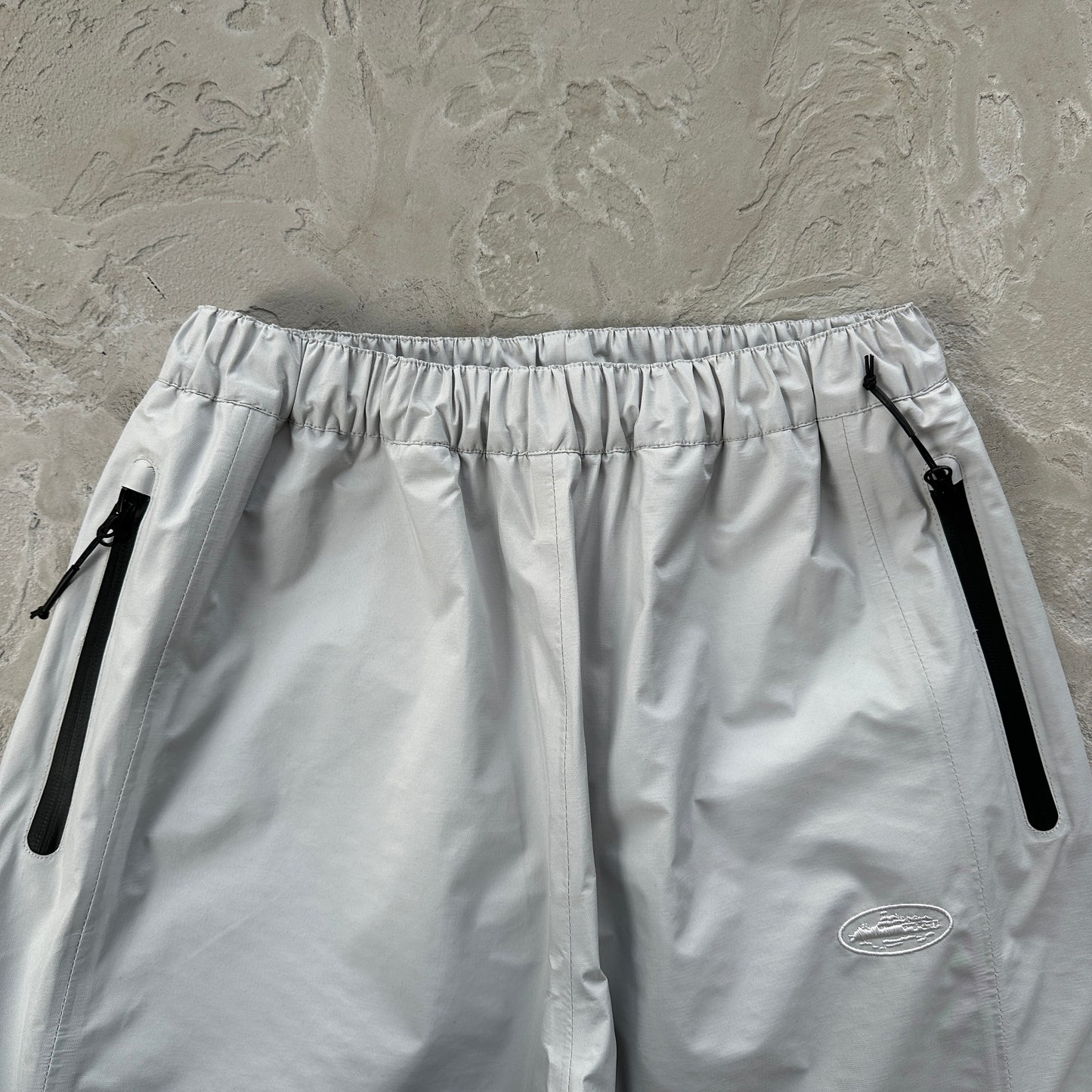 Corteiz Elitework Shell Pants grey