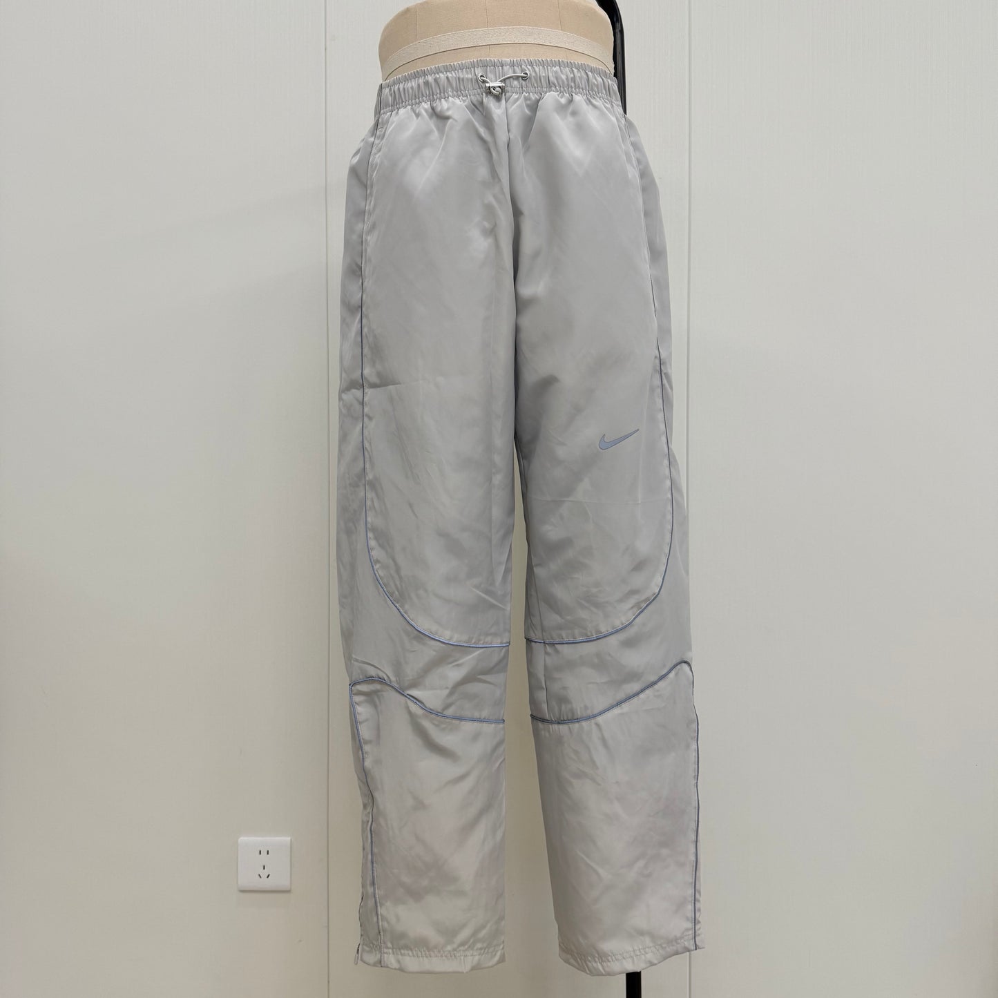 Corteiz x Nike NRG - OFF WHITE