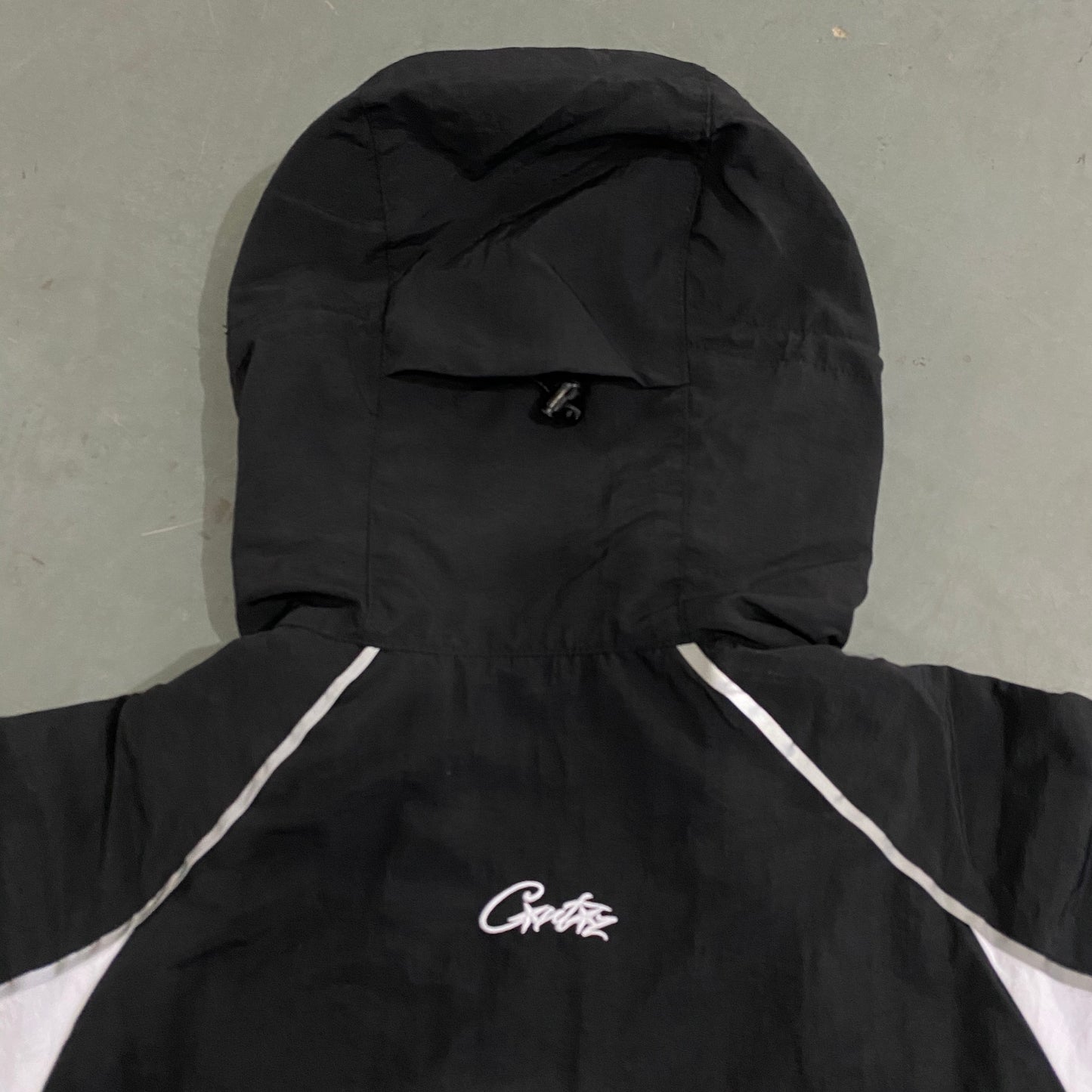 Alcatraz Sun & Rain WindBreaker - Black