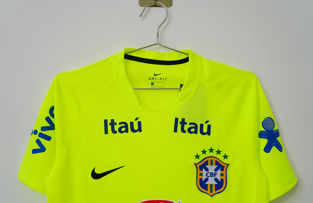 Maillot rétro entraînement Brésil 2020